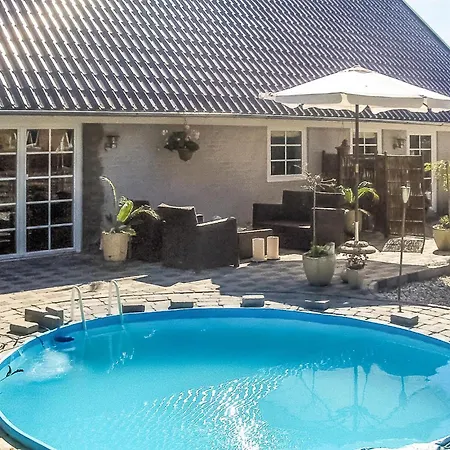 Apartment Gorgeous In With House A Panoramic View